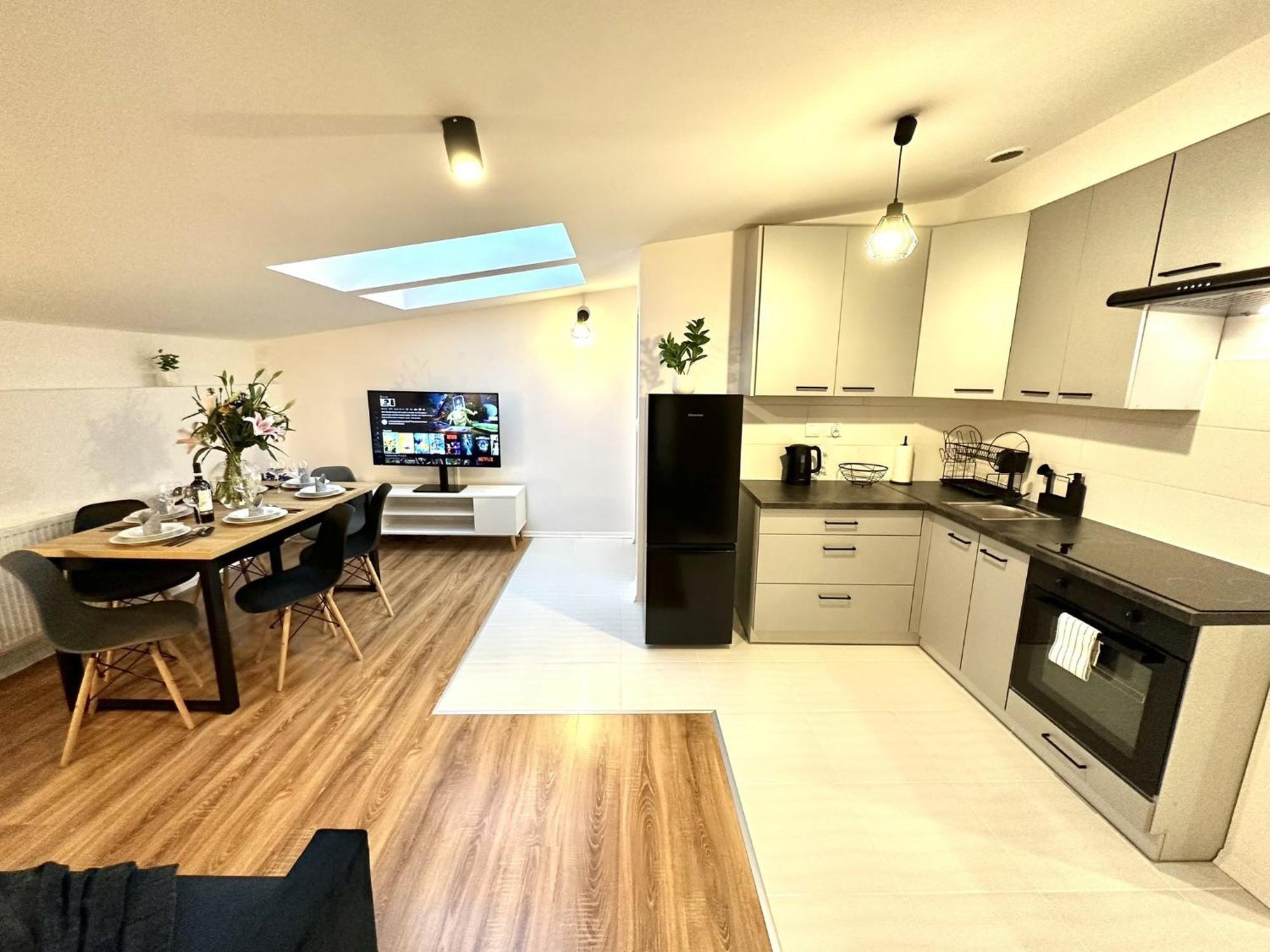 Cozy Old-town At Kazimierz +ac, Kitchen And Netflix Apartament