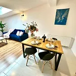 Cozy Old-Town Apartments At Kazimierz +Ac, Kitchen And Netflix